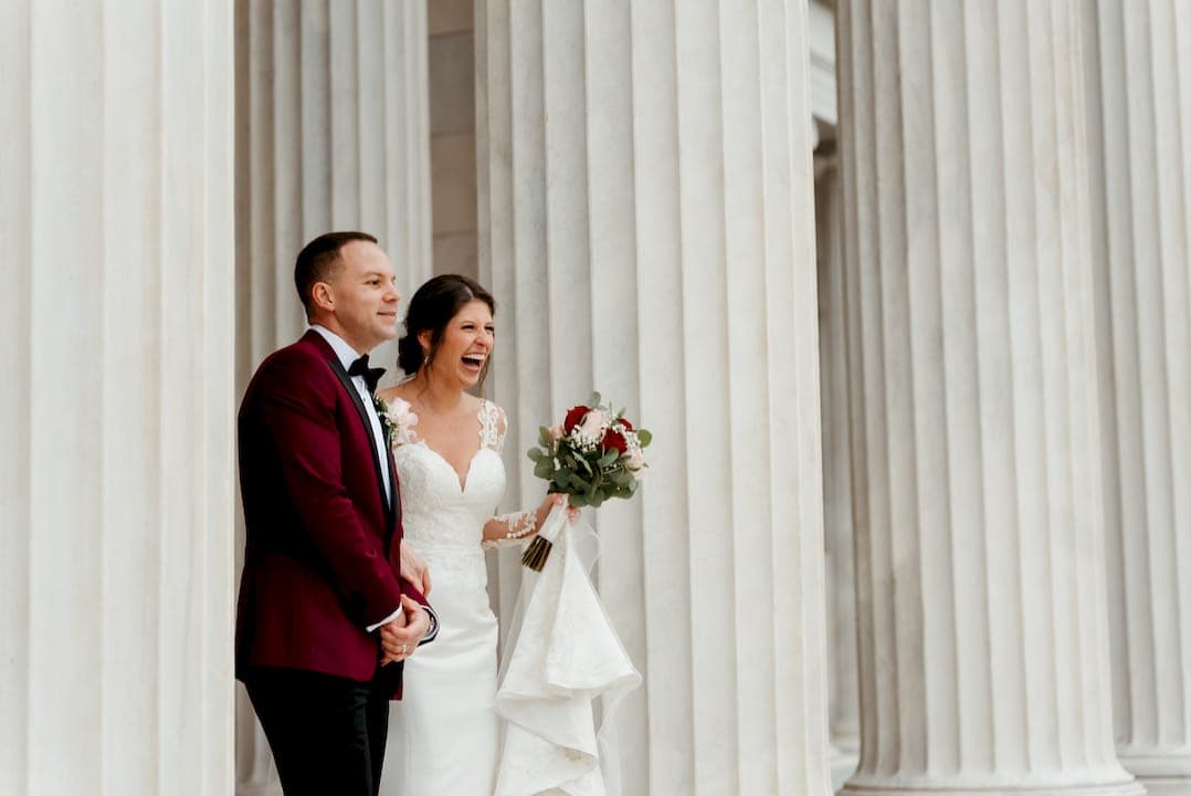 How to Prepare for Candid Wedding Photos